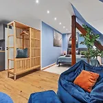 Edler Wohnraum Modernes Vorstadtstudio Mit Emma-bett, Garten & Kaffeevollautomat Appartement
