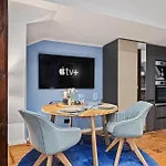 Appartement Edler Wohnraum Modernes Vorstadtstudio Mit Emma-bett, Garten & Kaffeevollautomat