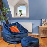 Appartement Edler Wohnraum Modernes Vorstadtstudio Mit Emma-bett, Garten & Kaffeevollautomat Zwickau