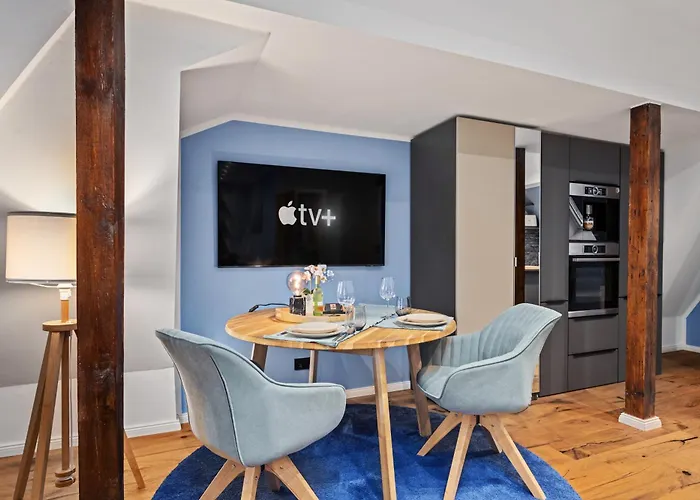 Apartment Edler Wohnraum Modernes Vorstadtstudio Mit Emma-bett, Garten & Kaffeevollautomat