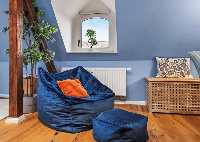 Apartment Edler Wohnraum Modernes Vorstadtstudio Mit Emma-bett, Garten & Kaffeevollautomat Zwickau